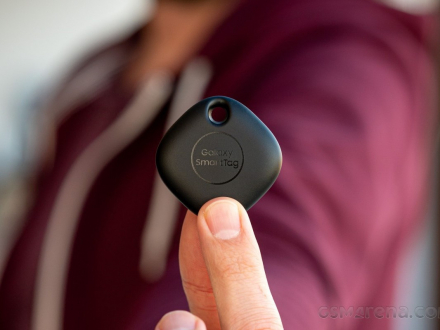Samsung Galaxy SmartTag+ với nhiều cải tiến, giờ đây vợ bạn sẽ biết bạn đi đâu làm gì luôn.