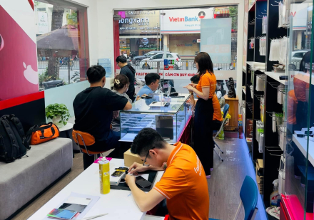 Sửa Chữa Điện Thoại Uy Tín, Chất Lượng Tại FASTMOBILE