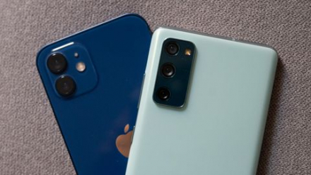 So sánh camera giữa Samsung Galaxy S20 FE và iPhone 12